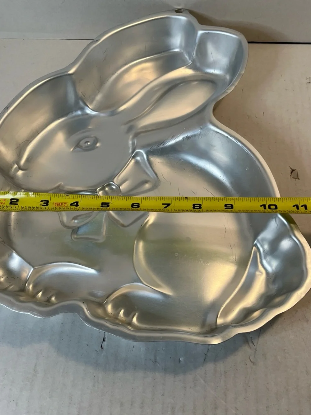 Wilton Silver Bunny Molded Cake Pan